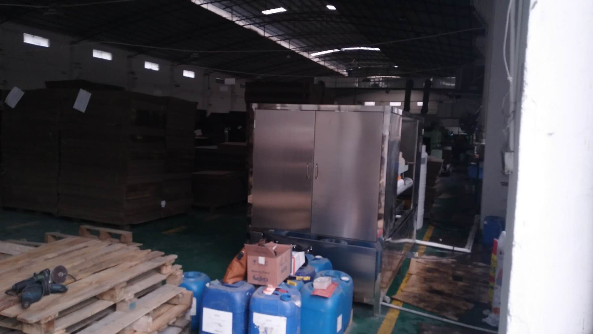 1546026653128881.jpg 1546026653128881.jpg